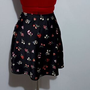 Adorable satin‎ feel mini skirt